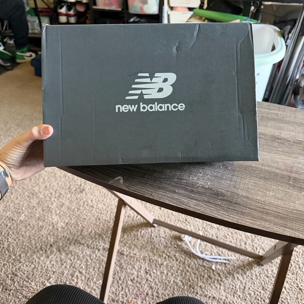 New Balance Cream Sneakers - Picture 11 of 11
